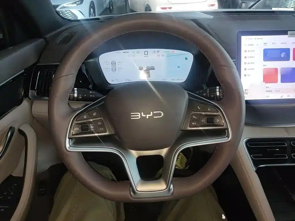 Song PLUS New Energy 2024 Glory Edition EV 520km Flagship Model — миниатюра 11