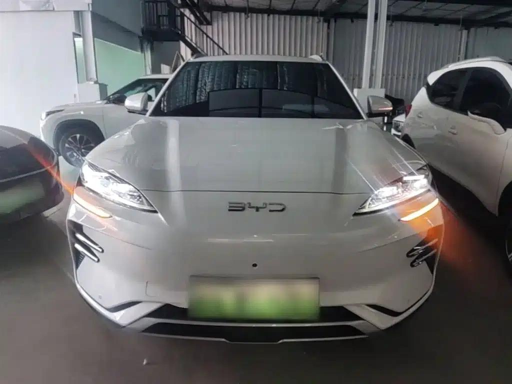 Song PLUS New Energy 2024 Glory Edition EV 520km Flagship Model — миниатюра 3