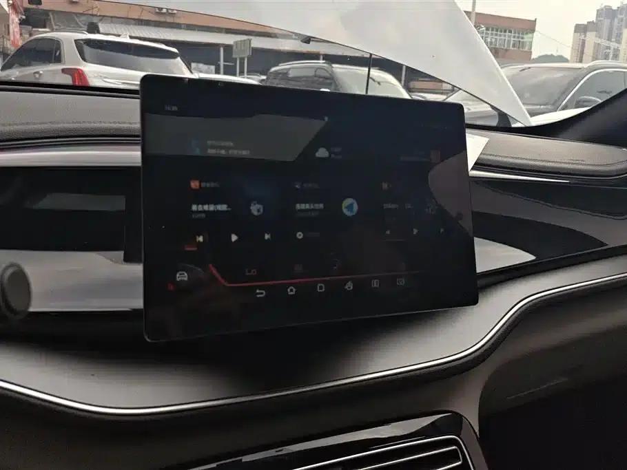 Qin PLUS 2023 Champion Edition DM-i 55KM Super Model — миниатюра 13