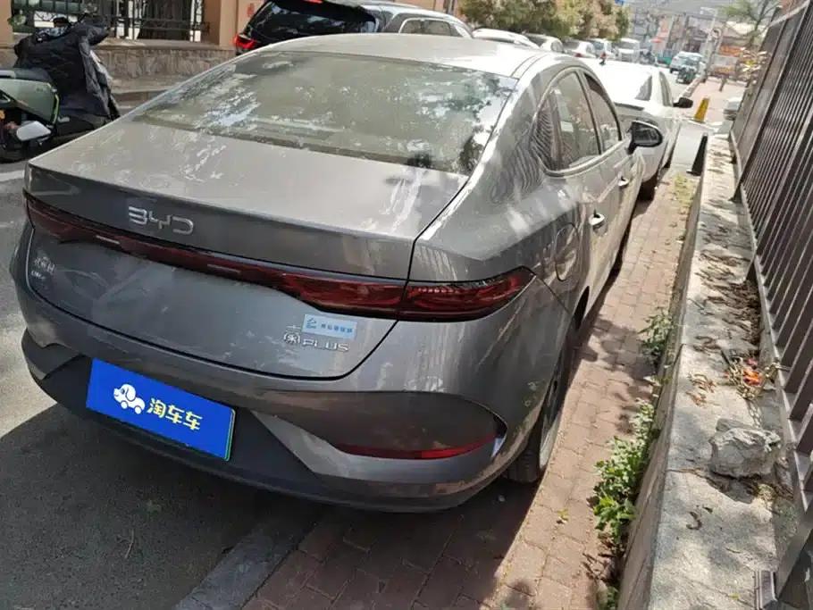 Qin PLUS 2025 DM-i Intelligent Driving Edition 55KM Leading Model — миниатюра 3