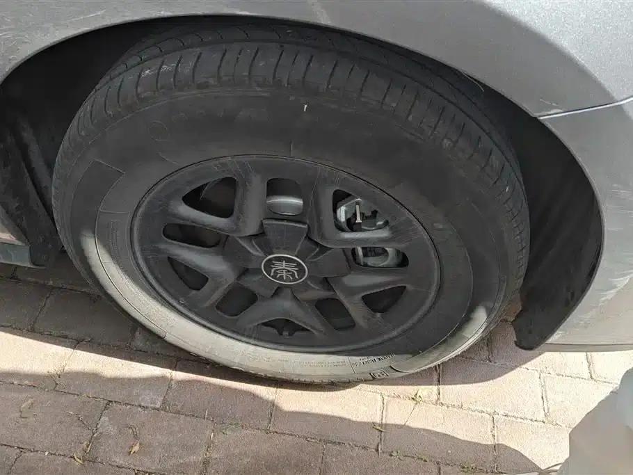 Qin PLUS 2025 DM-i Intelligent Driving Edition 55KM Leading Model — миниатюра 6