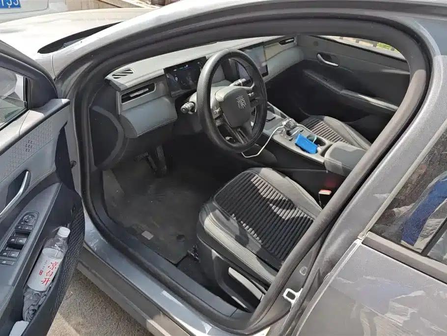 Qin PLUS 2025 DM-i Intelligent Driving Edition 55KM Leading Model — миниатюра 9
