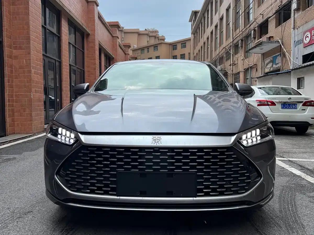 Qin PLUS 2023 Champion Edition DM-i 55KM Leading Model — миниатюра 3
