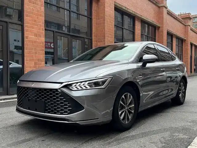 Qin PLUS 2023 Champion Edition DM-i 55KM Leading Model