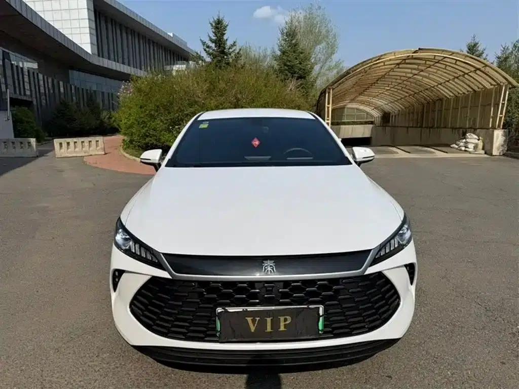 Qin PLUS 2025 DM-i Intelligent Driving Edition 55KM Leading Model — миниатюра 2