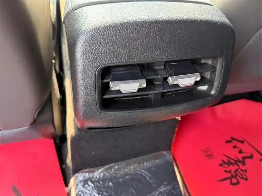 Qin PLUS 2025 DM-i Intelligent Driving Edition 55KM Leading Model — миниатюра 7