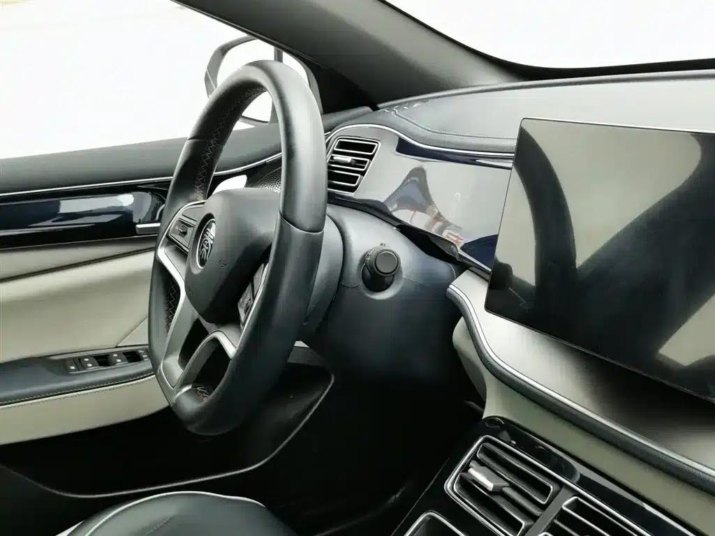 Qin PLUS 2021 EV 500KM Luxury Edition — миниатюра 22