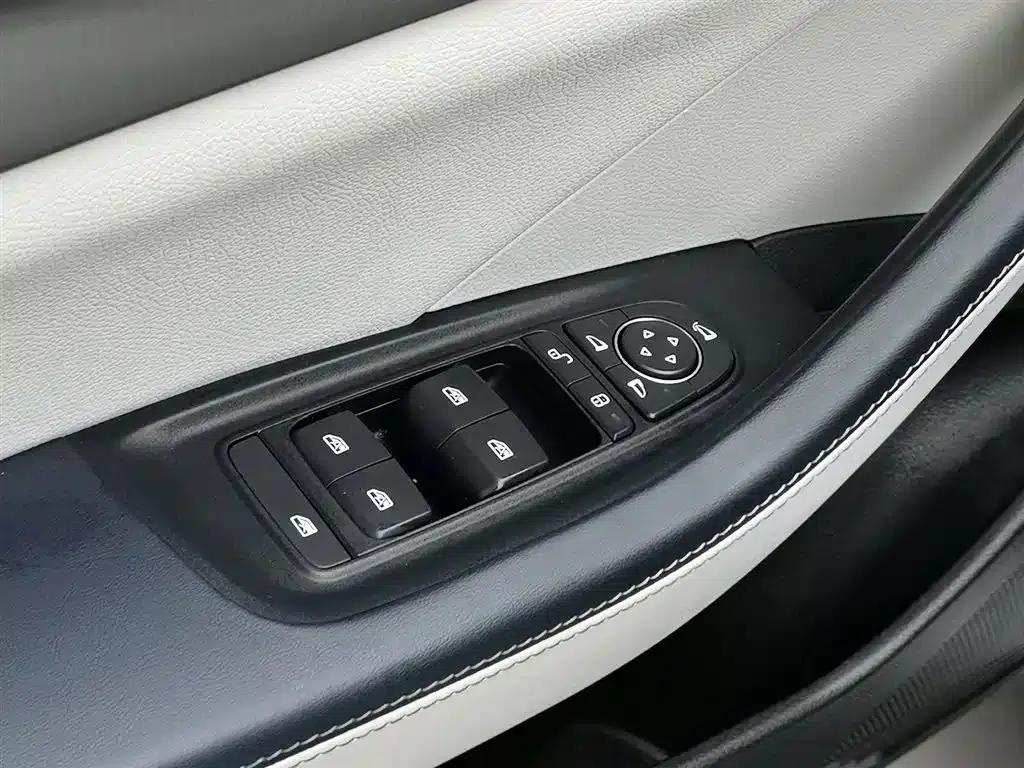 Qin PLUS 2021 EV 500KM Luxury Edition — миниатюра 9
