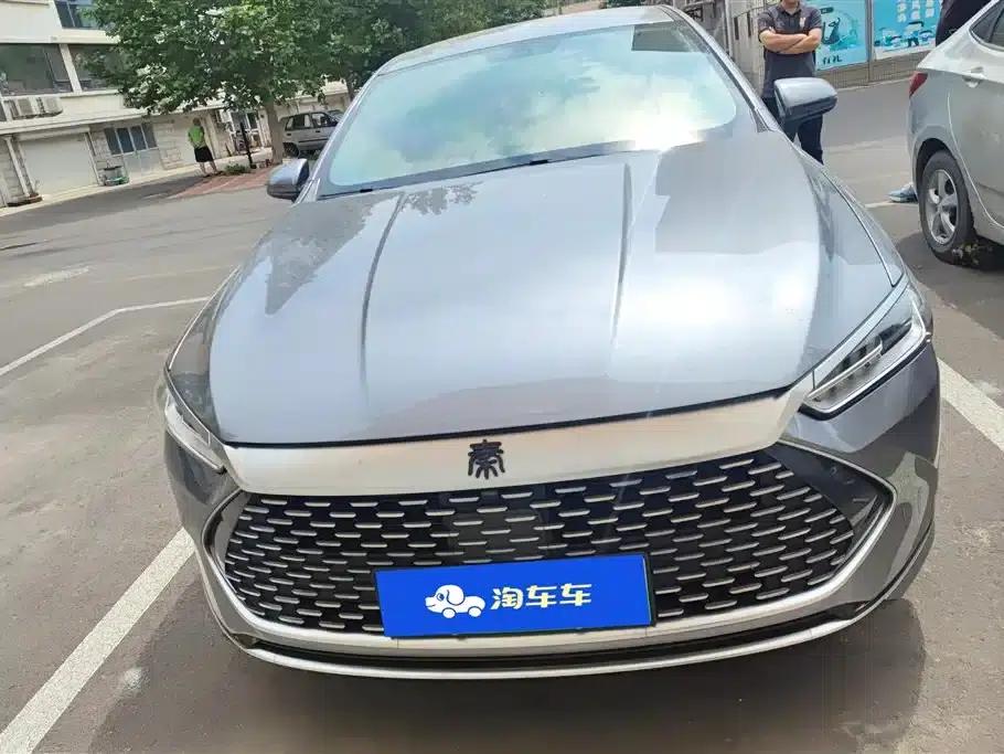 Qin PLUS 2024 Glory Edition DM-i 55KM Leading Model — миниатюра 2