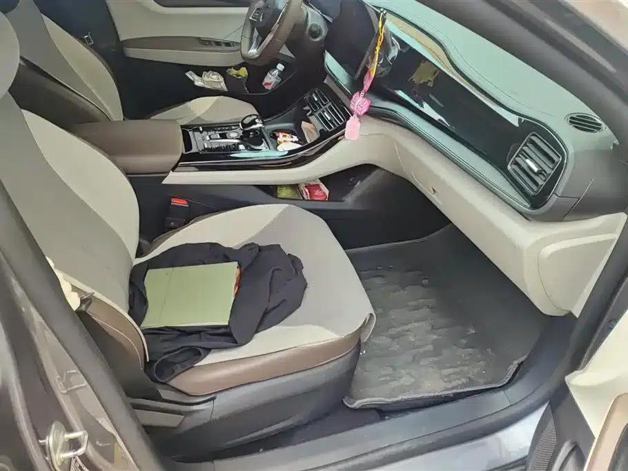Qin PLUS 2024 Glory Edition DM-i 55KM Leading Model — миниатюра 8