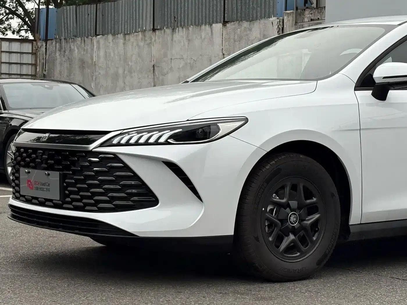 Qin PLUS 2025 DM-i Intelligent Driving Edition 55KM Leading Model — миниатюра 21