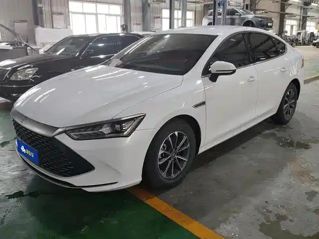 Qin PLUS 2024 Glory Edition DM-i 55KM Leading Model