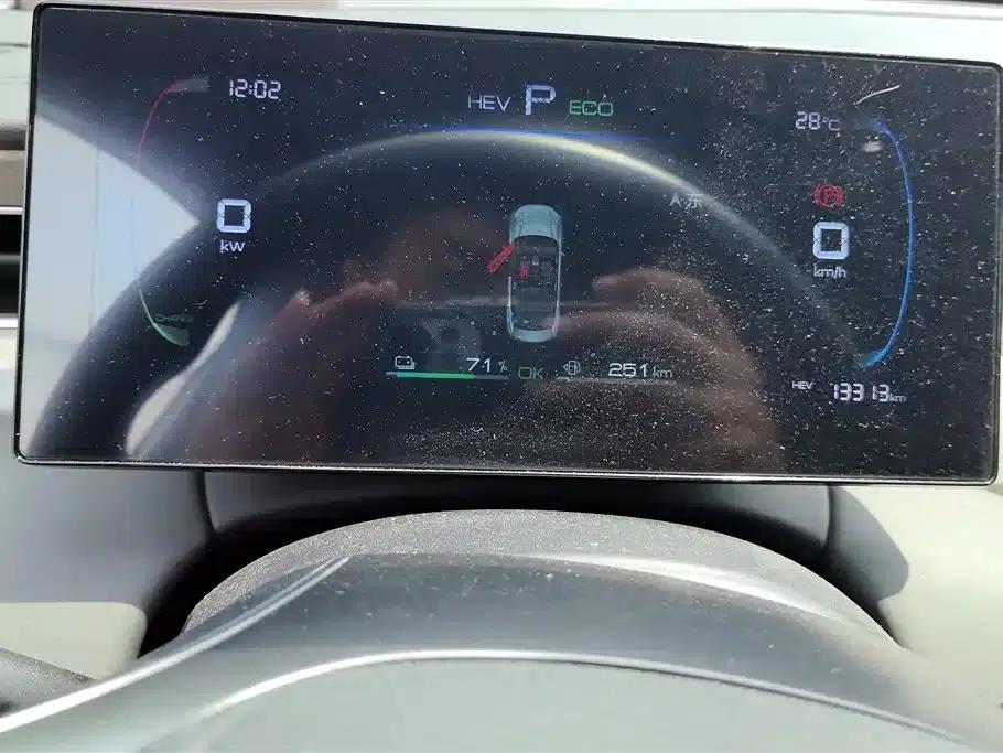 Qin PLUS 2025 DM-i Intelligent Driving Edition 55KM Leading Model — миниатюра 14
