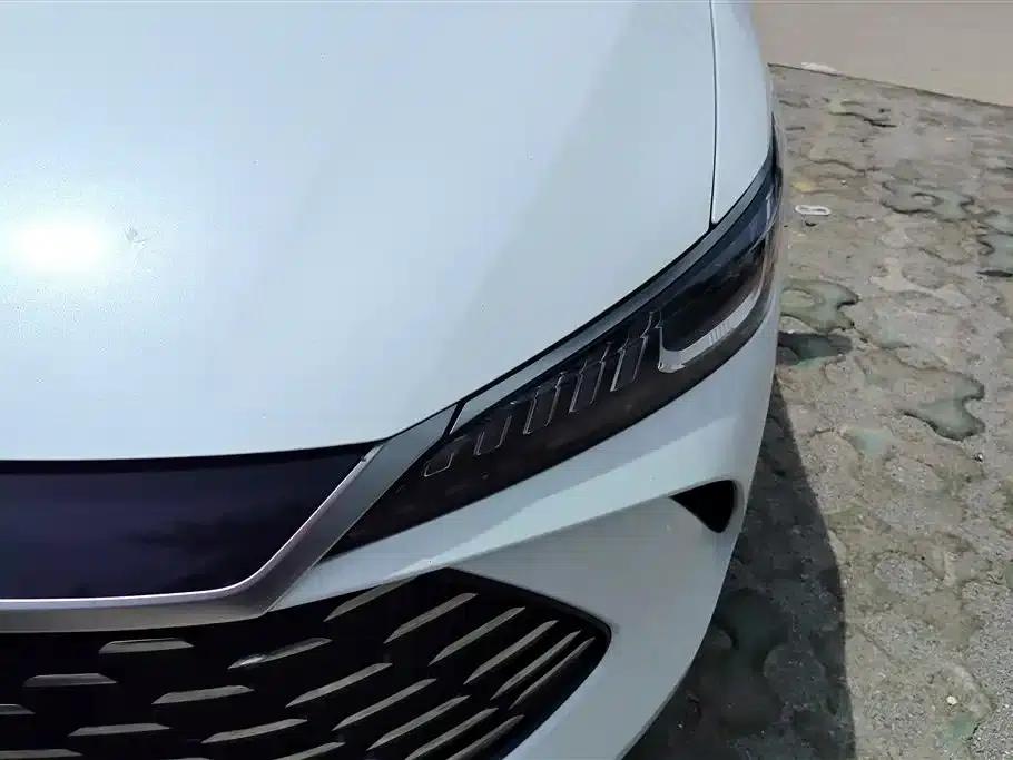 Qin PLUS 2025 DM-i Intelligent Driving Edition 55KM Leading Model — миниатюра 5