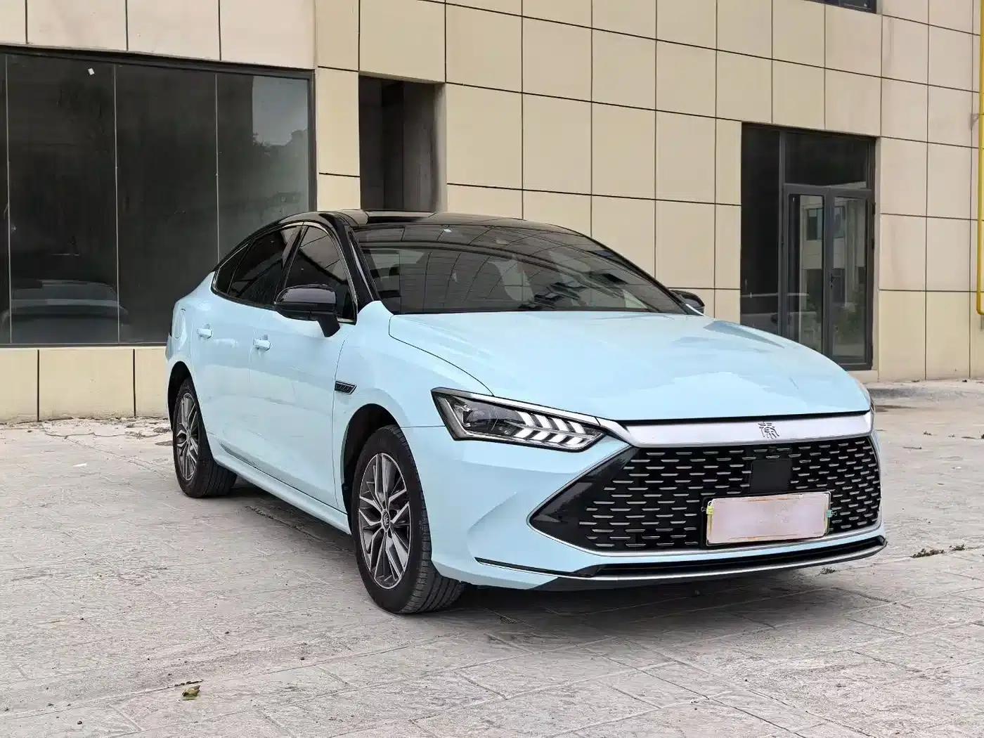 Qin PLUS 2023 Champion Edition DM-i 120KM Excellent Model — миниатюра 3