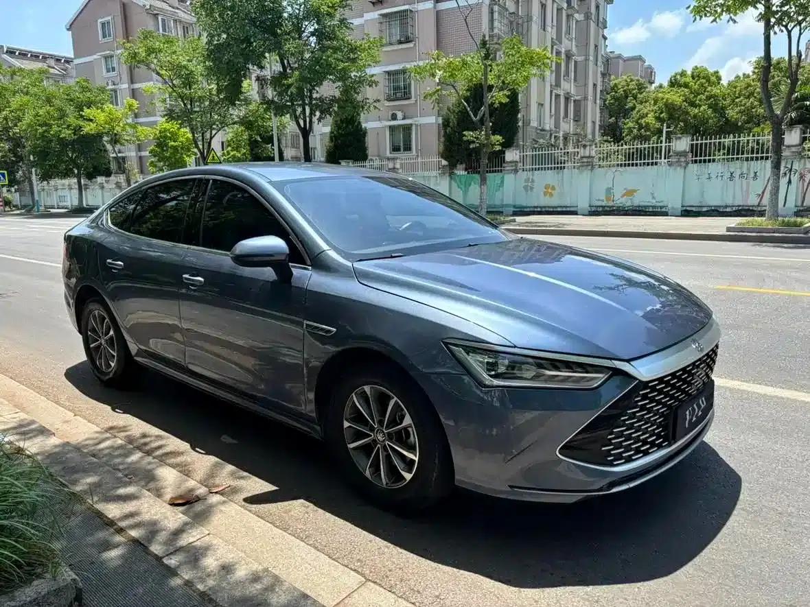 Qin PLUS 2024 Glory Edition DM-i 55KM Leading Model — миниатюра 3