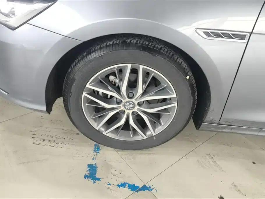 Qin PLUS 2021 DM-i 55KM Flagship Edition — миниатюра 6