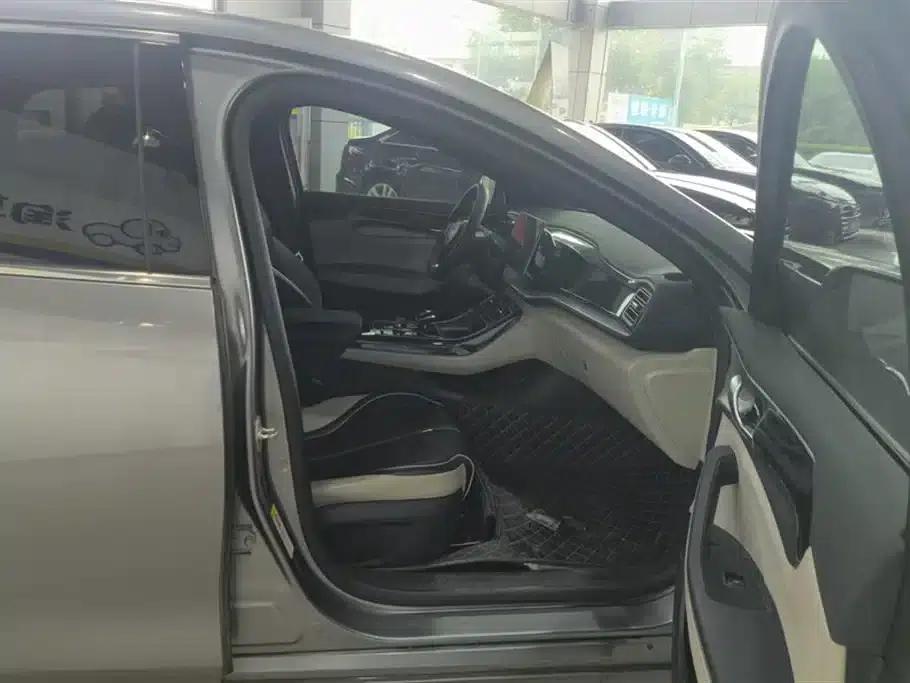 Qin PLUS 2021 DM-i 55KM Flagship Edition — миниатюра 8