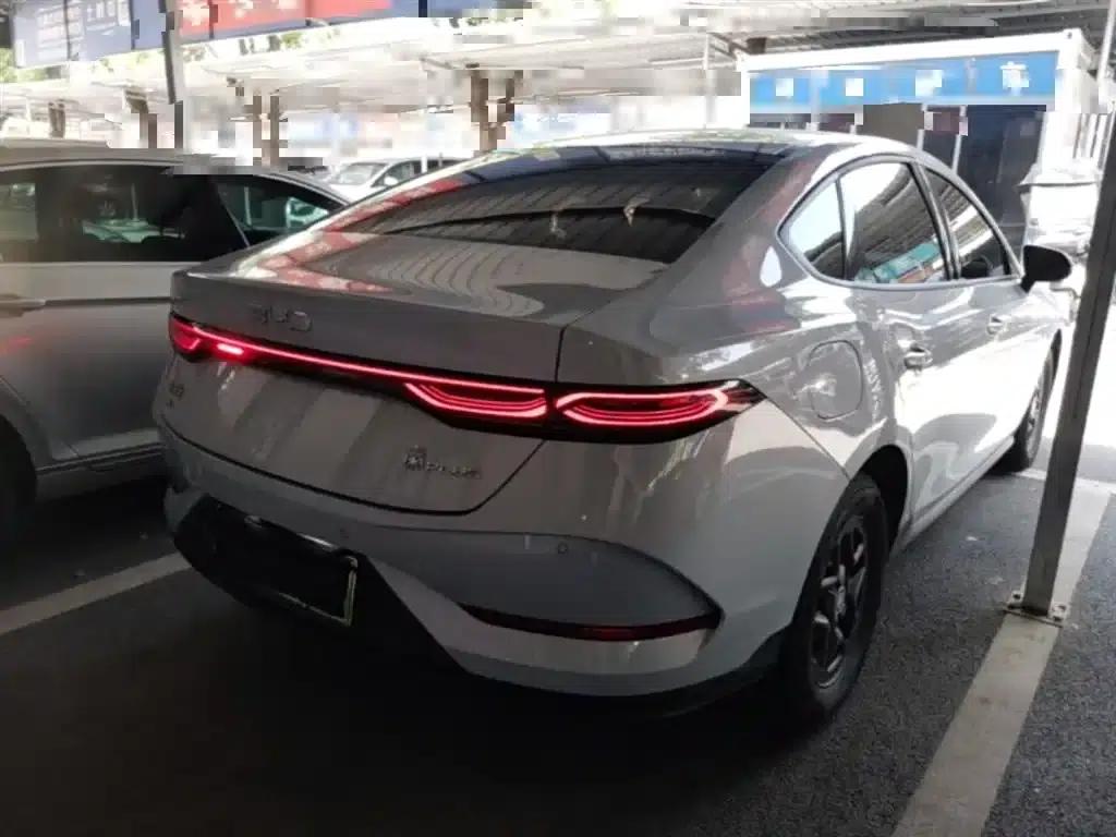 Qin PLUS 2025 DM-i Intelligent Driving Edition 55KM Leading Model — миниатюра 5