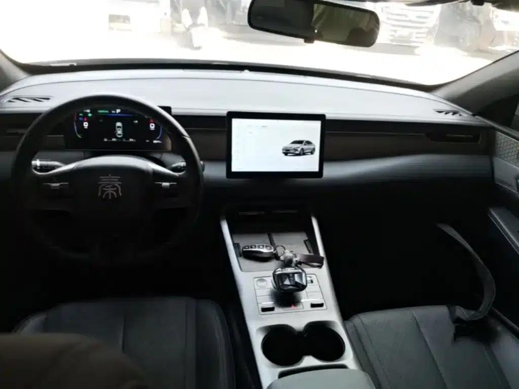 Qin PLUS 2025 DM-i Intelligent Driving Edition 55KM Leading Model — миниатюра 6