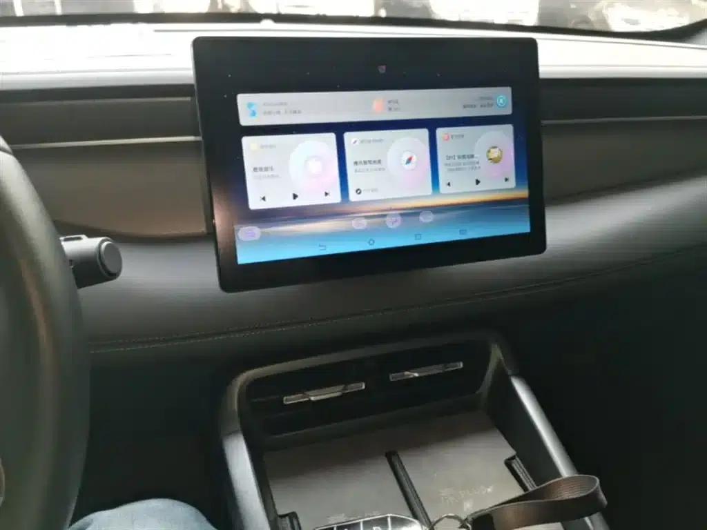 Qin PLUS 2025 DM-i Intelligent Driving Edition 55KM Leading Model — миниатюра 9