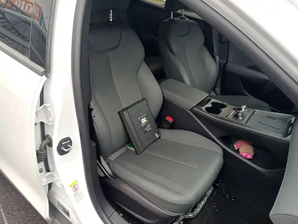 Qin PLUS 2025 DM-i Intelligent Driving Edition 55KM Leading Model — миниатюра 25
