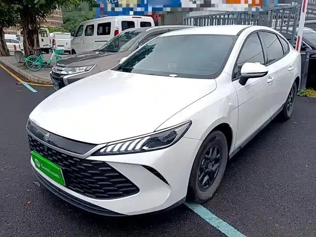 Qin PLUS 2025 DM-i Intelligent Driving Edition 55KM Leading Model