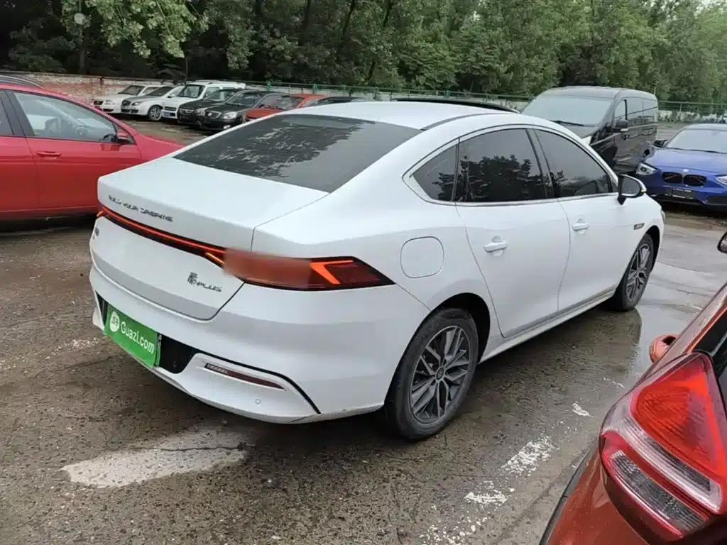 Qin PLUS 2021 EV 400KM Luxury Edition — миниатюра 7