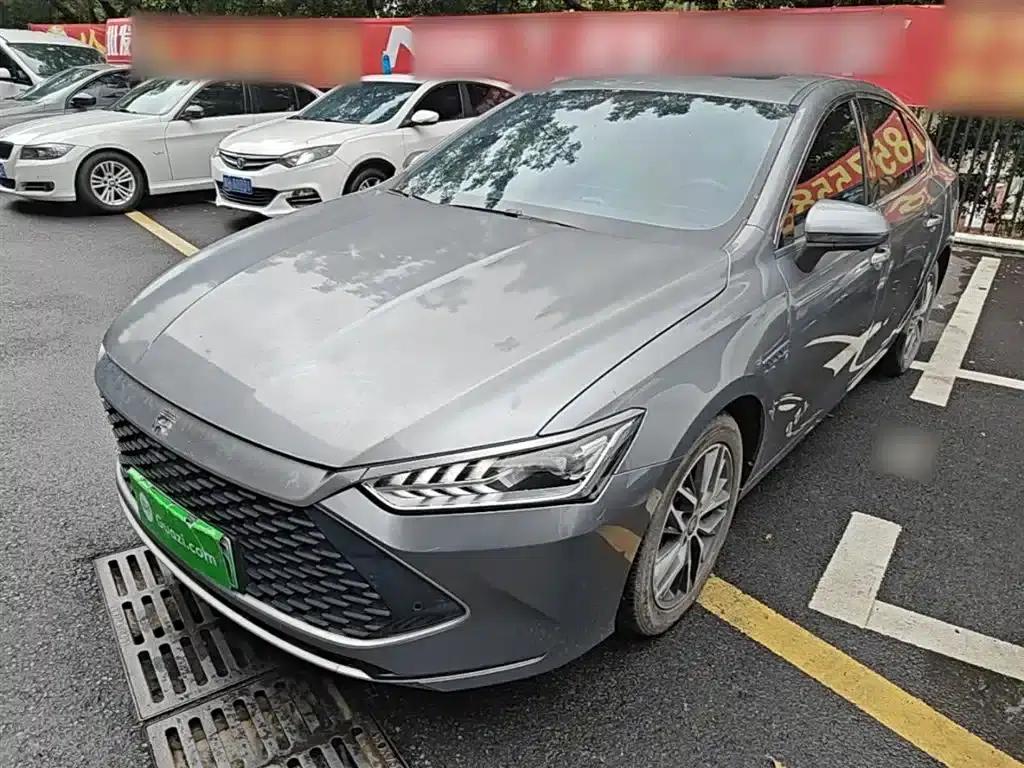 Qin PLUS 2023 Champion Edition DM-i 55KM Super Model — миниатюра 2