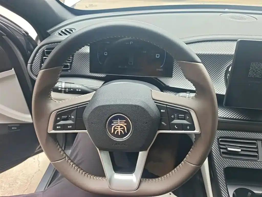 Qin PLUS 2024 Glory Edition DM-i 55KM Leading Model — миниатюра 11