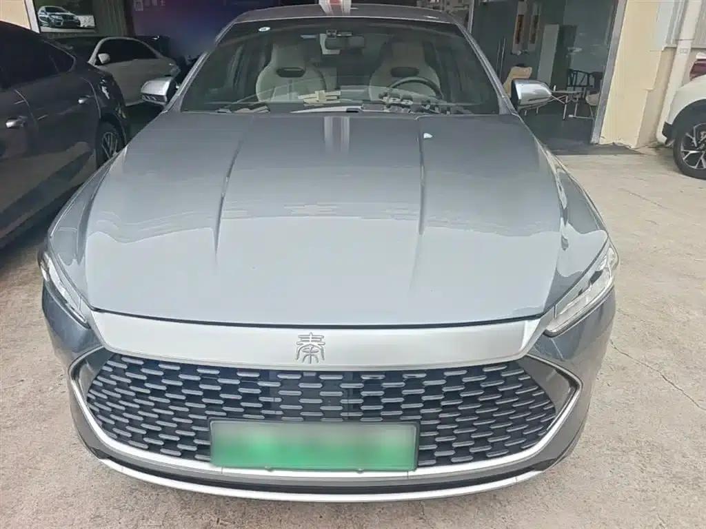Qin PLUS 2024 Glory Edition DM-i 55KM Leading Model — миниатюра 3
