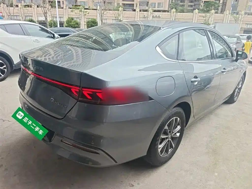Qin PLUS 2024 Glory Edition DM-i 55KM Leading Model — миниатюра 7