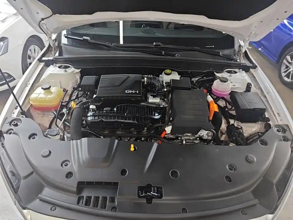 Qin PLUS 2023 Champion Edition DM-i 55KM Leading Model — миниатюра 20