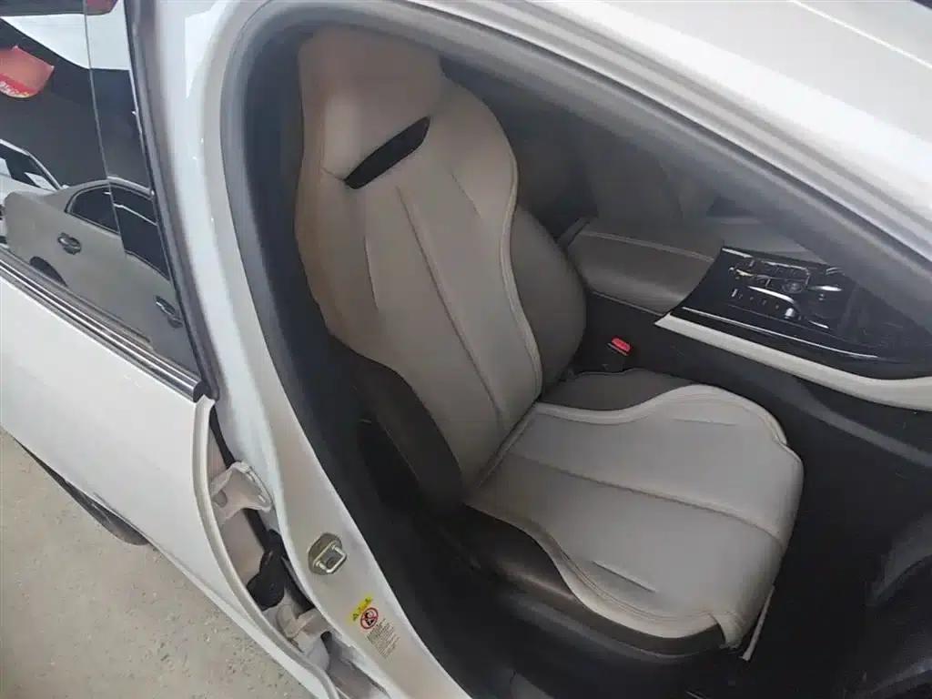 Qin PLUS 2023 Champion Edition DM-i 55KM Leading Model — миниатюра 25