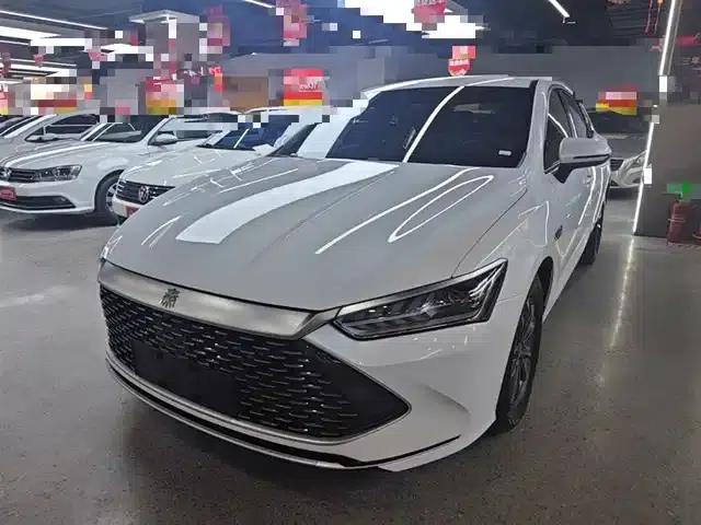 Qin PLUS 2023 Champion Edition DM-i 55KM Leading Model