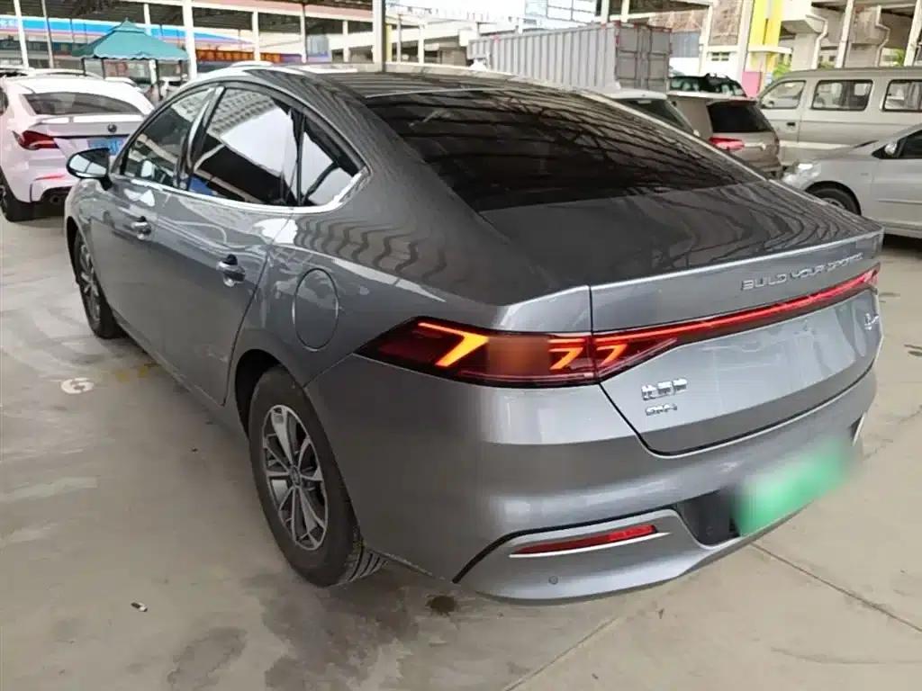 Qin PLUS 2024 Glory Edition DM-i 55KM Leading Model — миниатюра 5