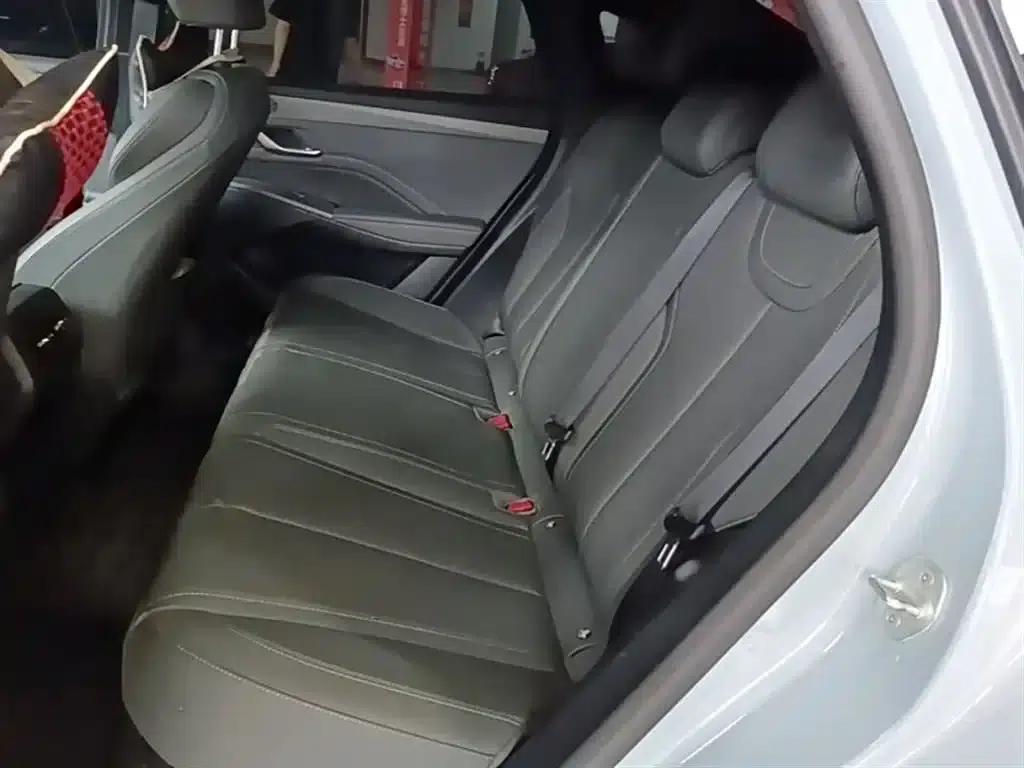 Qin PLUS 2025 DM-i Intelligent Driving Edition 55KM Leading Model — миниатюра 17
