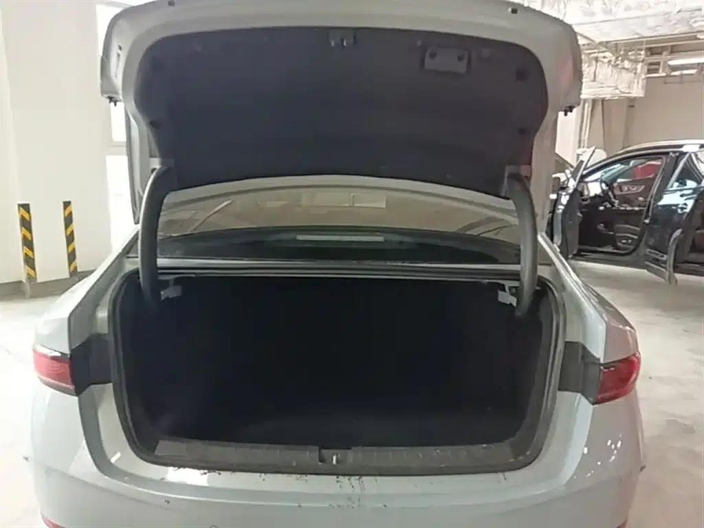 Qin PLUS 2025 DM-i Intelligent Driving Edition 55KM Leading Model — миниатюра 19