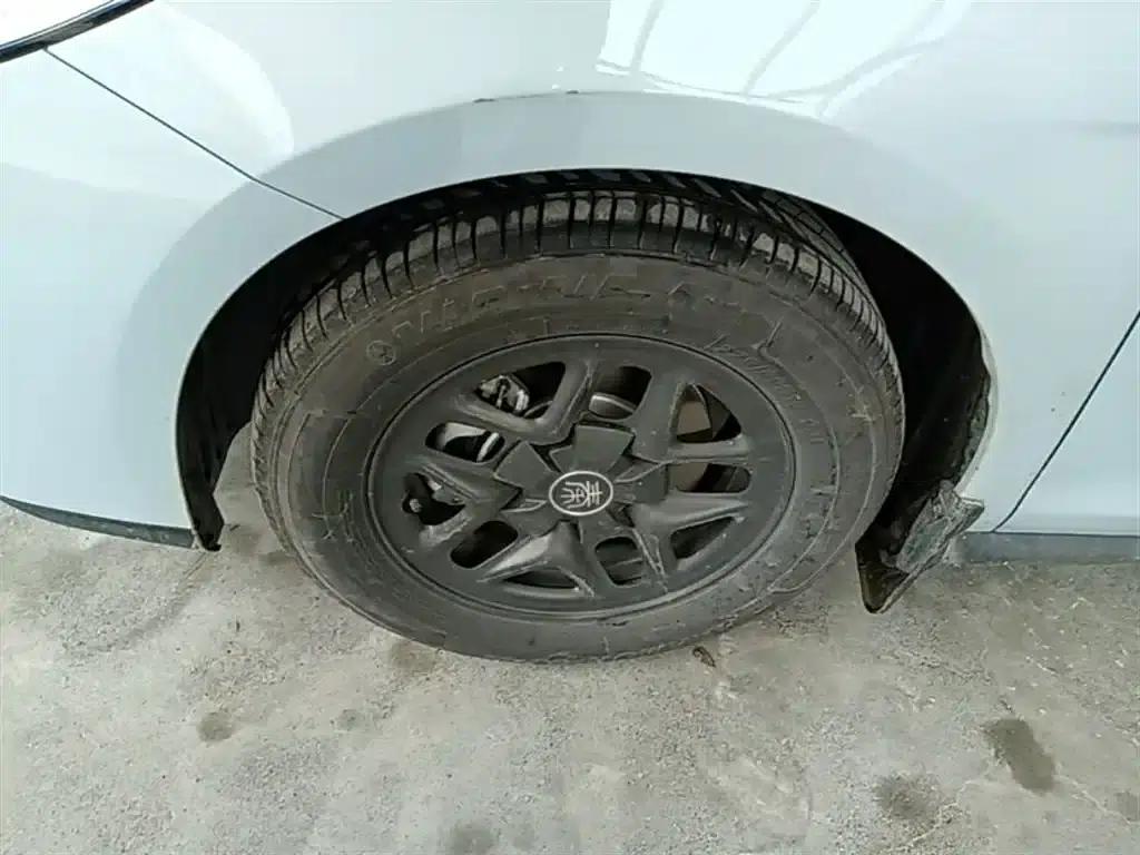 Qin PLUS 2025 DM-i Intelligent Driving Edition 55KM Leading Model — миниатюра 23