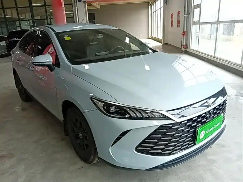Qin PLUS 2025 DM-i Intelligent Driving Edition 55KM Leading Model — миниатюра 4