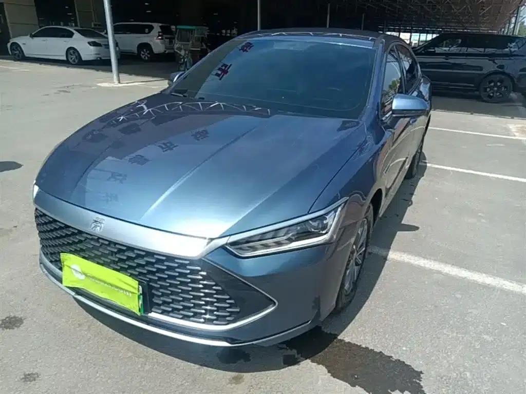 Qin PLUS 2024 Glory Edition DM-i 55KM Leading Model — миниатюра 1