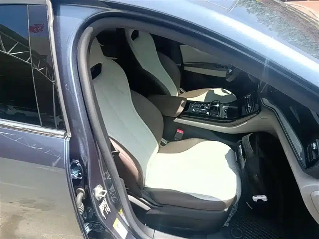 Qin PLUS 2024 Glory Edition DM-i 55KM Leading Model — миниатюра 25