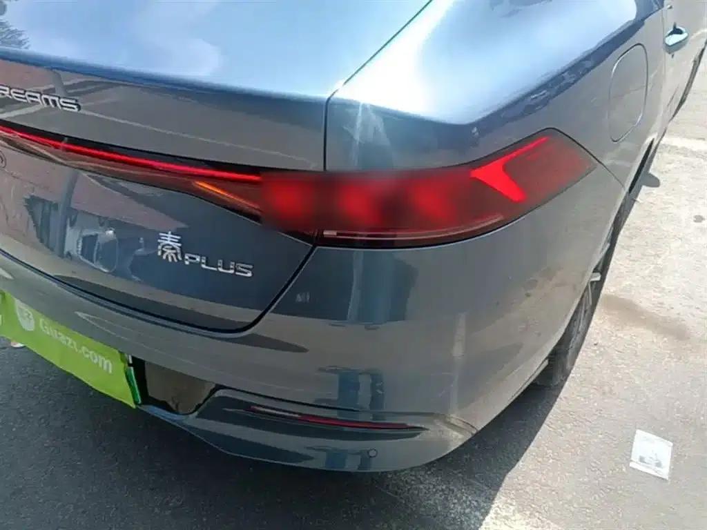 Qin PLUS 2024 Glory Edition DM-i 55KM Leading Model — миниатюра 8