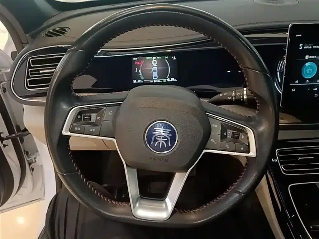 Qin PLUS 2021 DM-i 55KM Flagship Edition — миниатюра 11