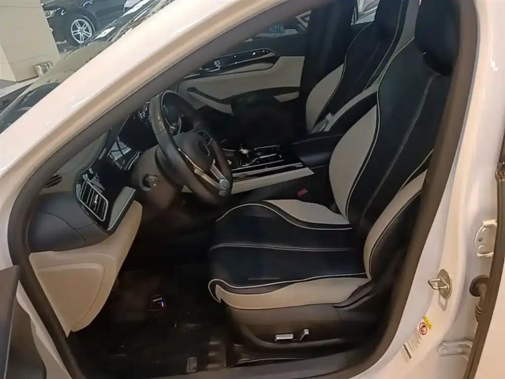 Qin PLUS 2021 DM-i 55KM Flagship Edition — миниатюра 15