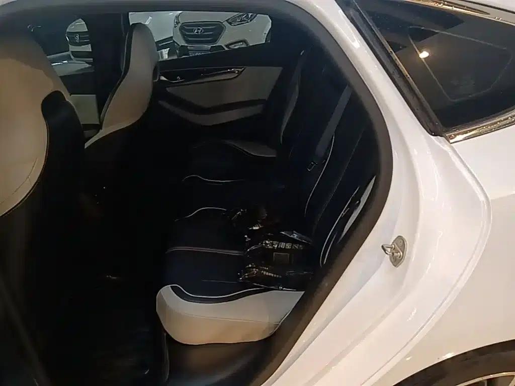 Qin PLUS 2021 DM-i 55KM Flagship Edition — миниатюра 17