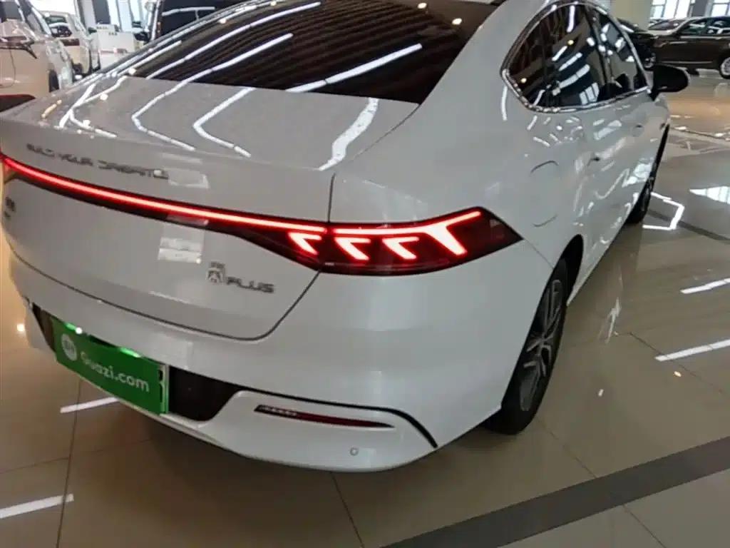 Qin PLUS 2021 DM-i 55KM Flagship Edition — миниатюра 8