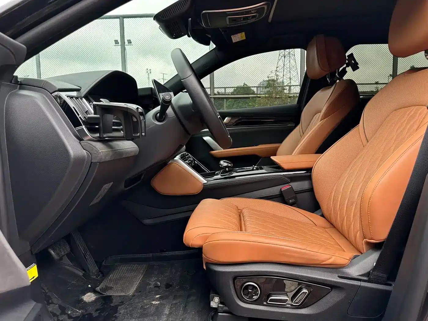 Tang New Energy 2023 DM-i Champion Edition 112KM Premium Model — миниатюра 15