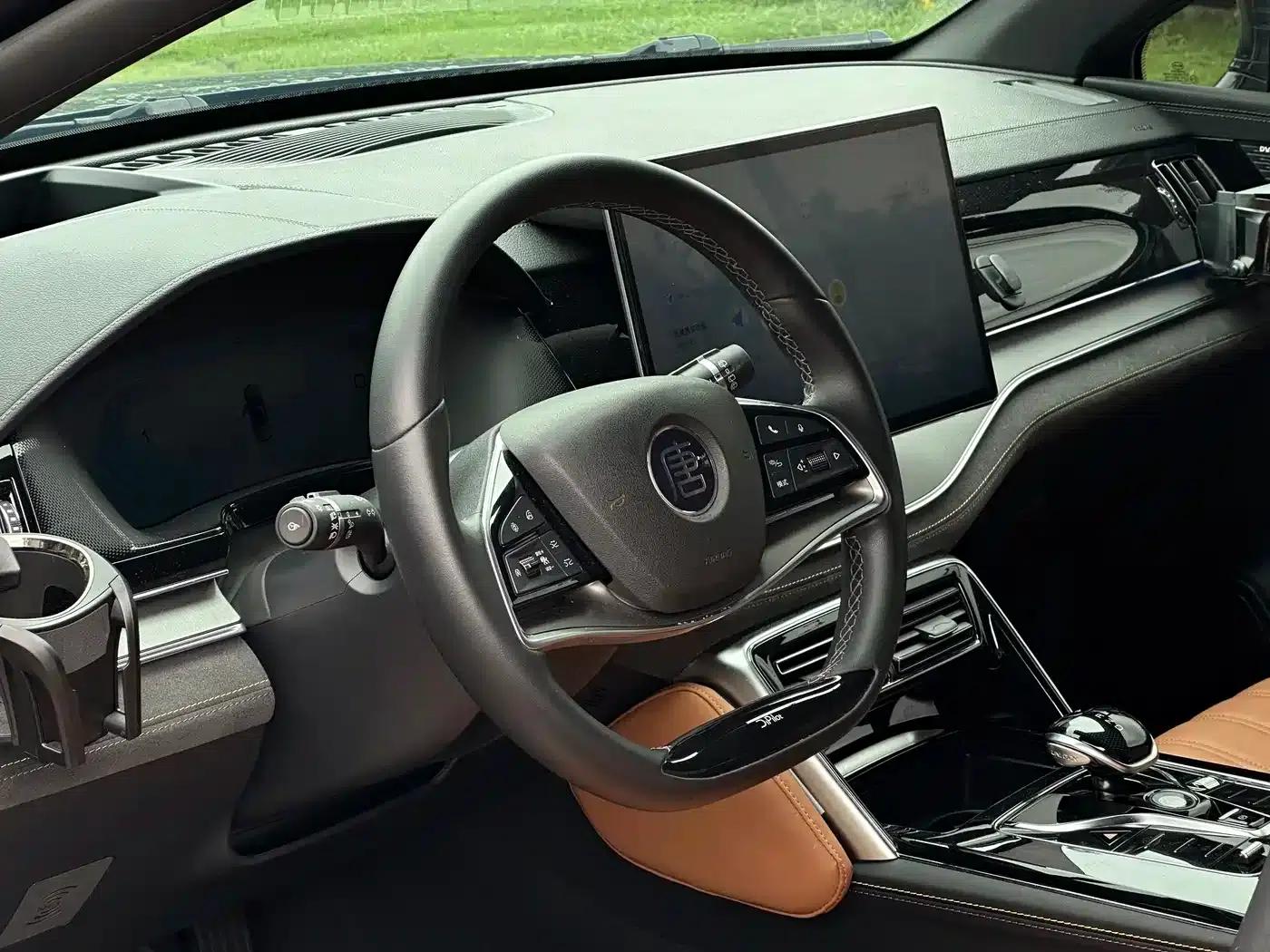 Tang New Energy 2023 DM-i Champion Edition 112KM Premium Model — миниатюра 20