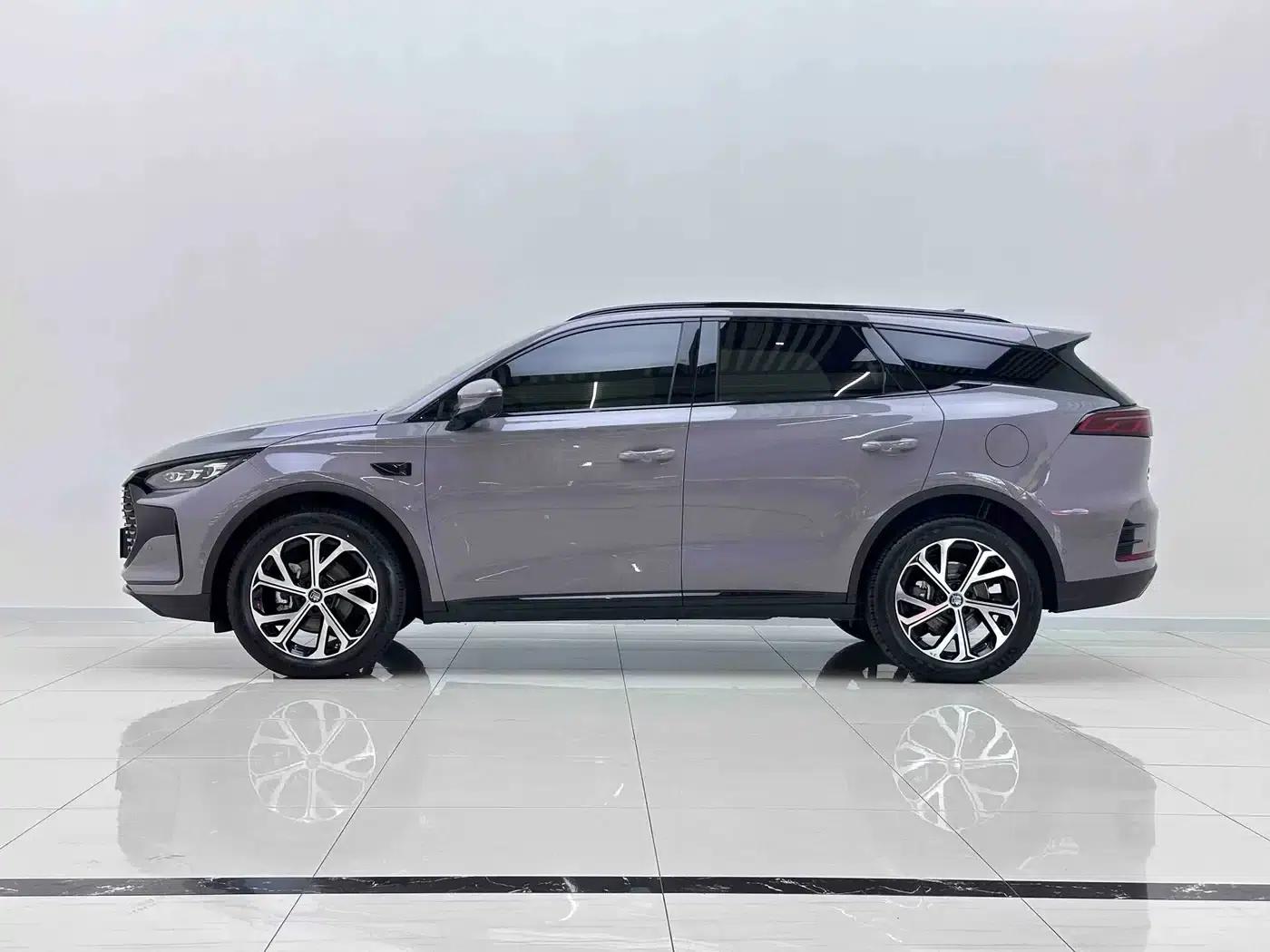 Tang New Energy 2025 DM-i 115KM Flagship Edition — миниатюра 7